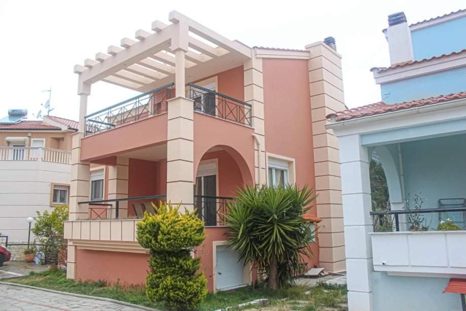 Endless Blue Seaside Villa Palaiontsiflikion Exterior photo